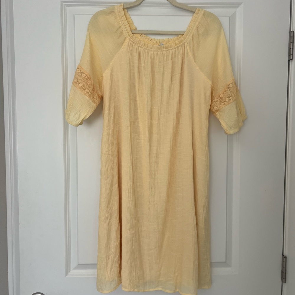 NAIF Pale Yellow Ruffled Elastic Waist Skirt